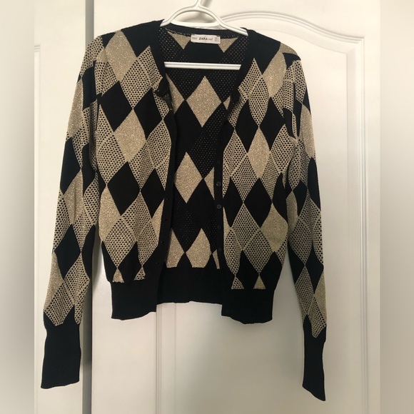 DEAL!!Black, gold, argyle pattern cardigan, small - Picture 5 of 6